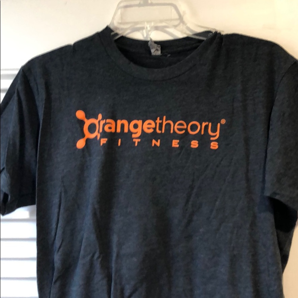 OTF women’s tee MED